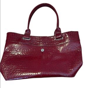 Axiz red and black faux alligator tote bag clean inside and out one flaw EUC